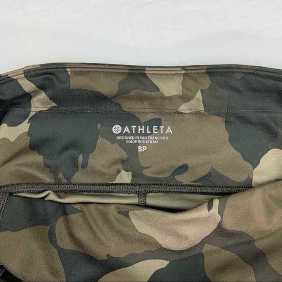 Athleta Ultimate Stash Pocket Camo 7/8 Tight SP Small Petite - Picture 9 of 12